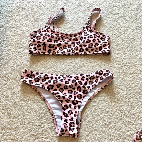 SHEIN Pink Leopard Print Bikini Sarong Set—SZ. Sm - Picture 2 of 13